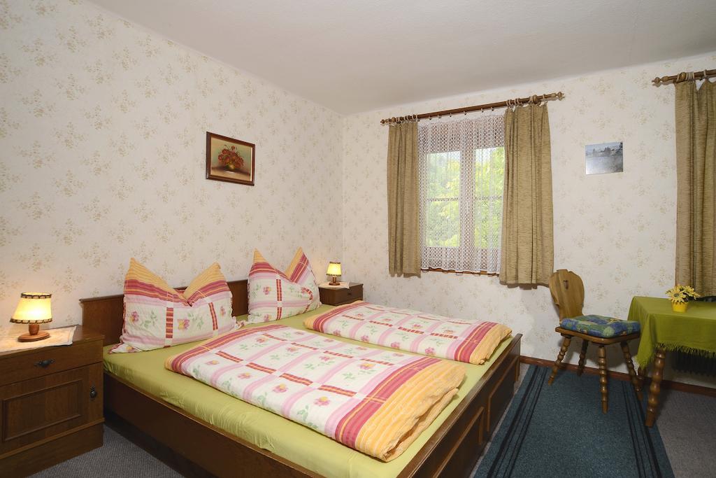 Haus Wieshammer Niedernsill Szoba fotó