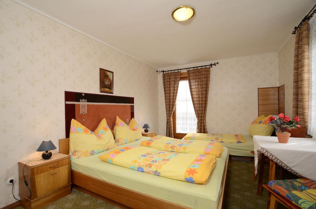 Haus Wieshammer Niedernsill Szoba fotó